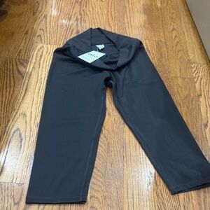 ALO Yoga Charcoal Leggings